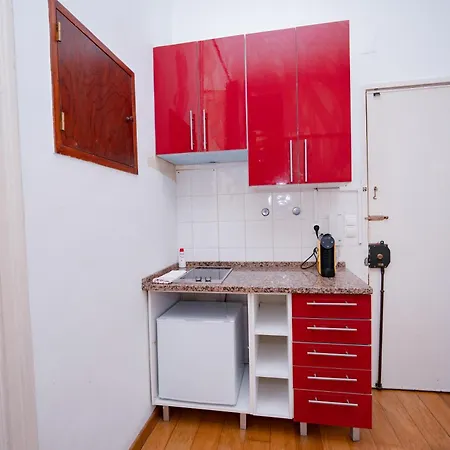 Large 1-bedroom 1 Doble Bed 1 Sofa Bed 1 Bathroom Duplex Prime Location Hostel